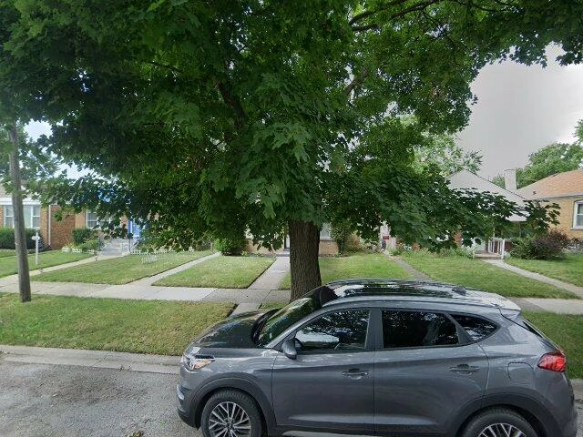 House image located at Riverdale, IL 60827