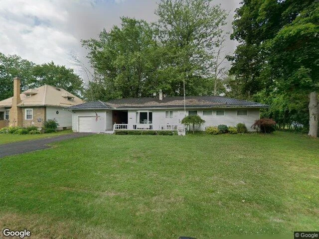 House image located at Grand Island, NY 14072