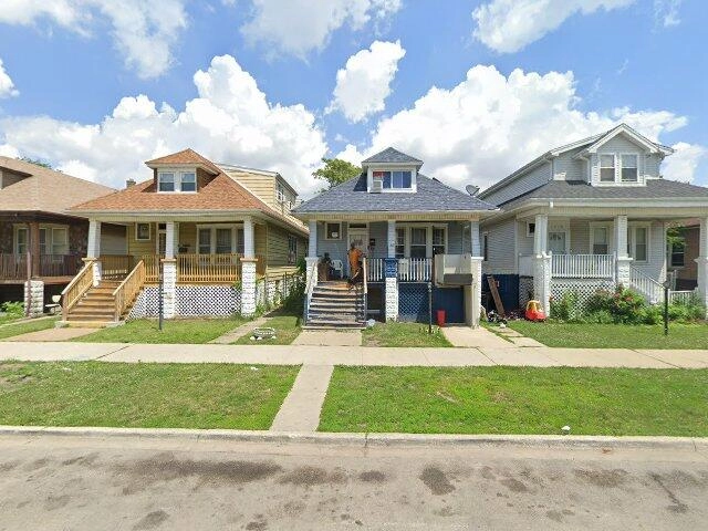 House image located at Chicago, IL 60636