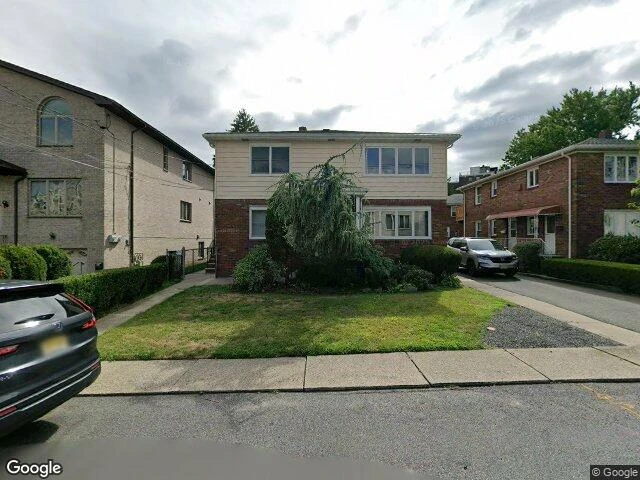 House image located at Fort Lee, NJ 07024