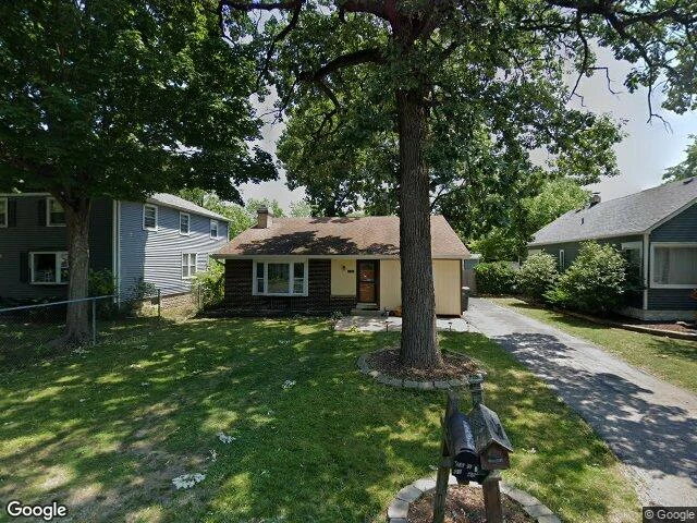 House image located at Mundelein, IL 60060