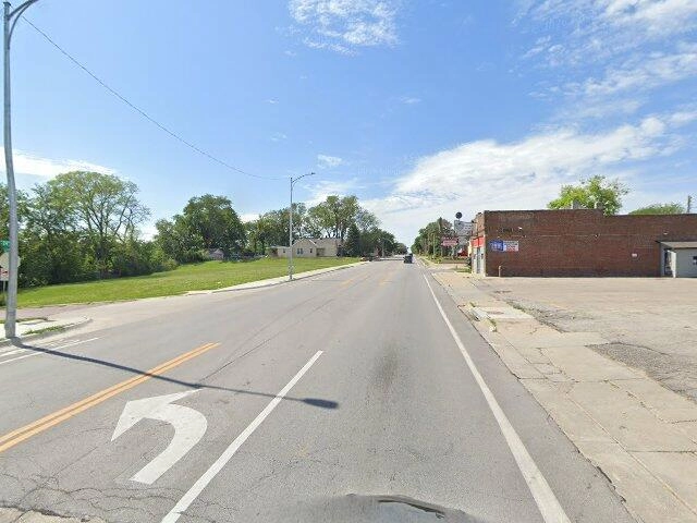 House image located at Moline, IL 61265