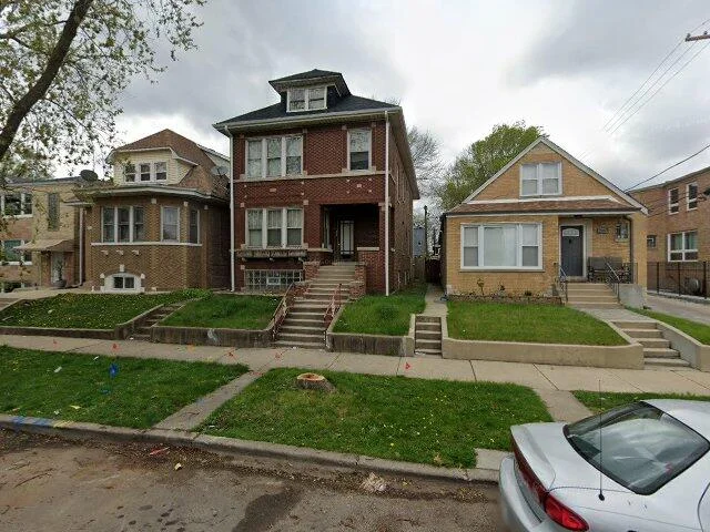 House image located at Chicago, IL 60639