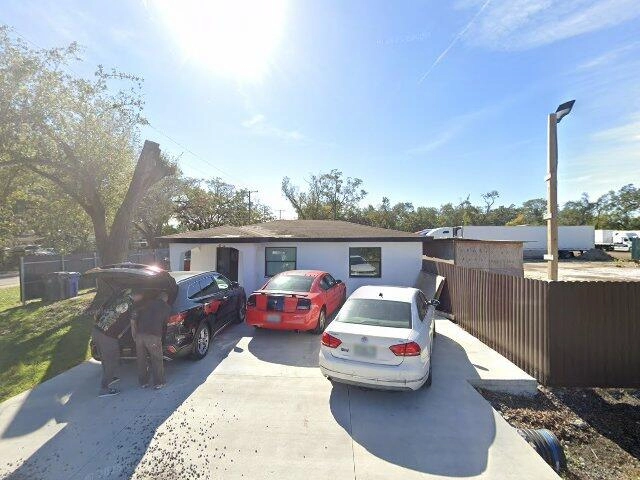 House image located at Tampa, FL 33619