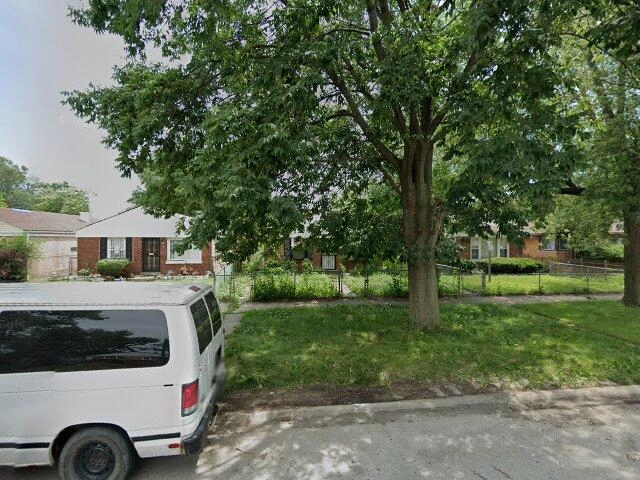 House image located at Chicago, IL 60643
