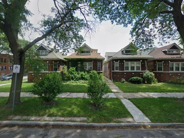 House image located at Chicago, IL 60620