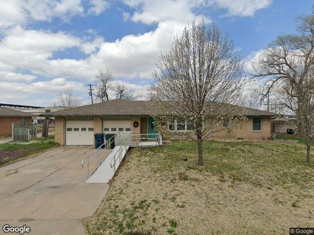 House image located at Hutchinson, KS 67502