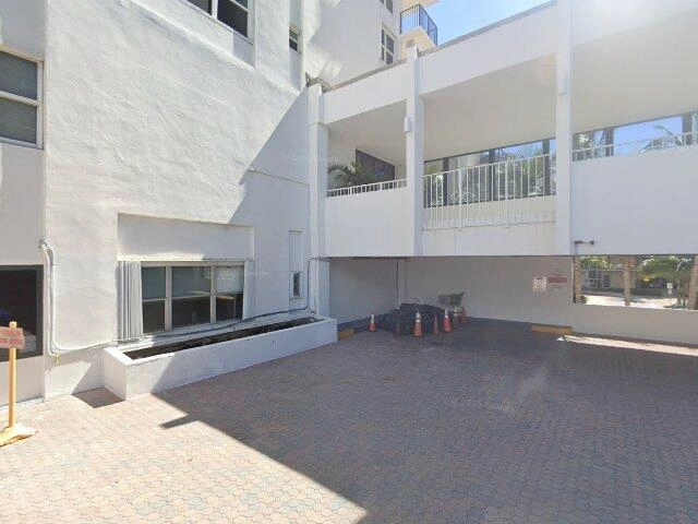 House image located at Hollywood, FL 33019