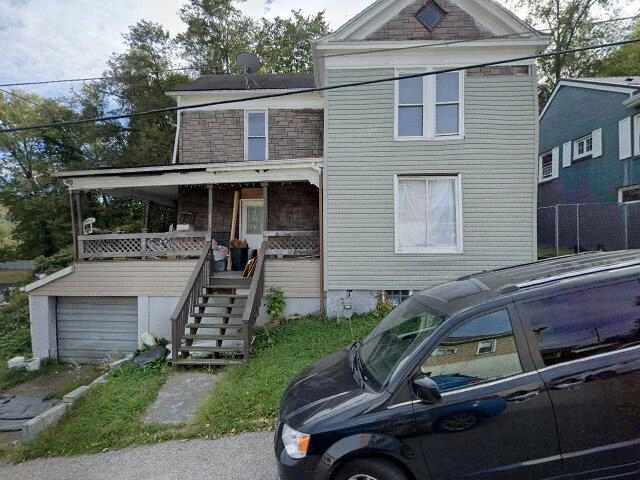 House image located at Martins Ferry, OH 43935