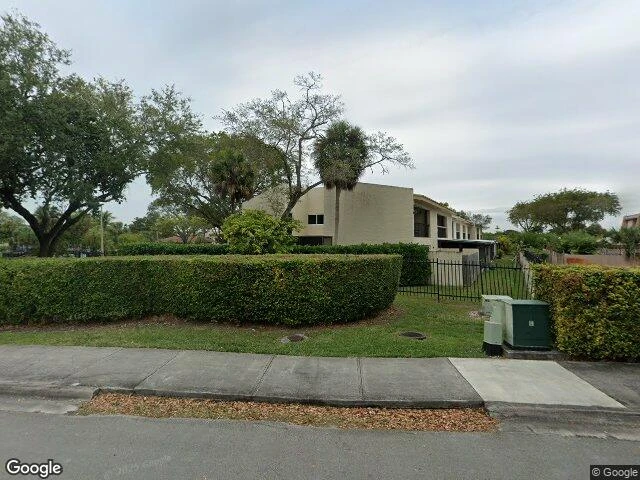 House image located at Miami, FL 33183