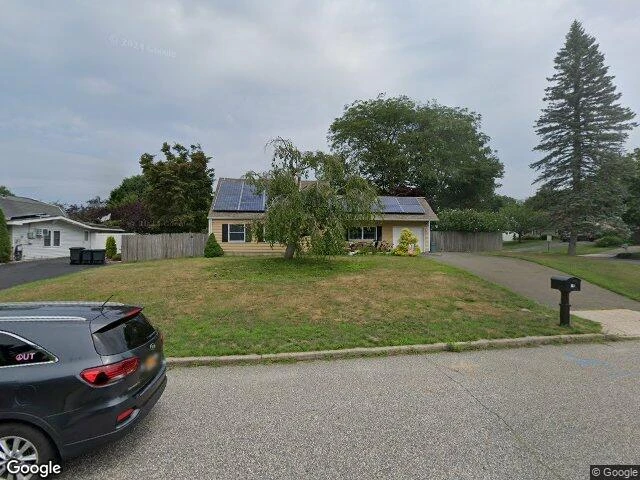 House image located at Medford, NY 11763