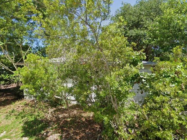 House image located at Saint Petersburg, FL 33707