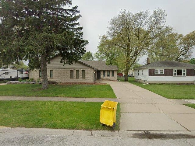 House image located at Griffith, IN 46319