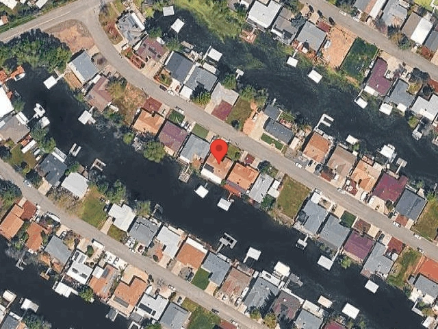House image located at Clearlake Oaks, CA 95423