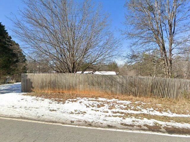 House image located at Hickory, NC 28601