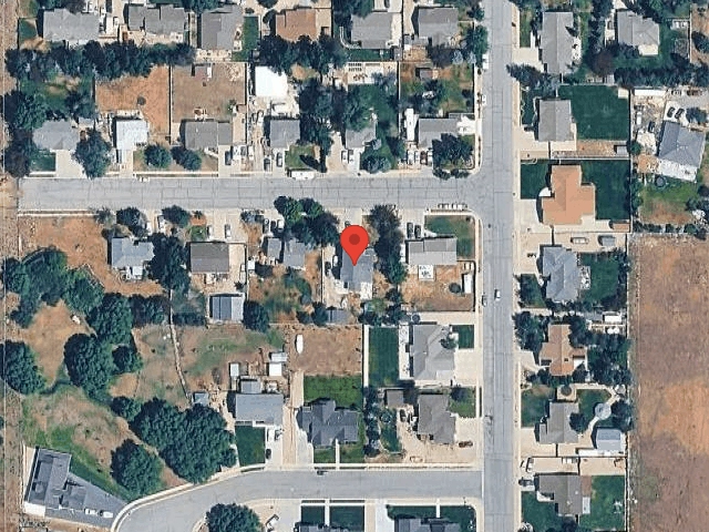 House image located at Santaquin, UT 84655