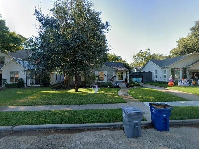 House image located at Dallas, TX 75214