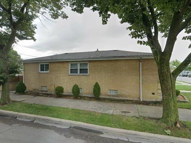 House image located at Chicago, IL 60652