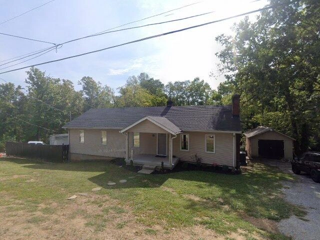 House image located at Vine Grove, KY 40175