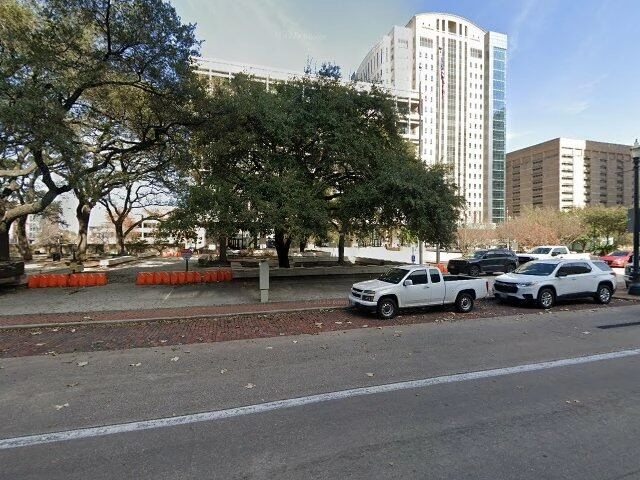 House image located at Houston, TX 77002