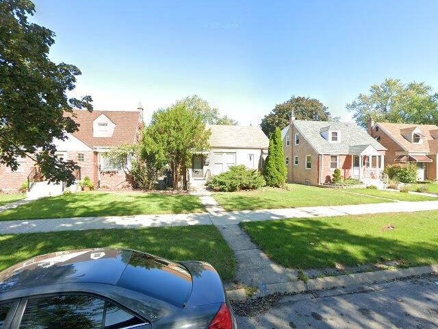 House image located at Chicago, IL 60652