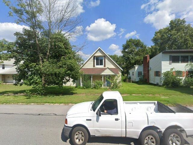 House image located at Winamac, IN 46996