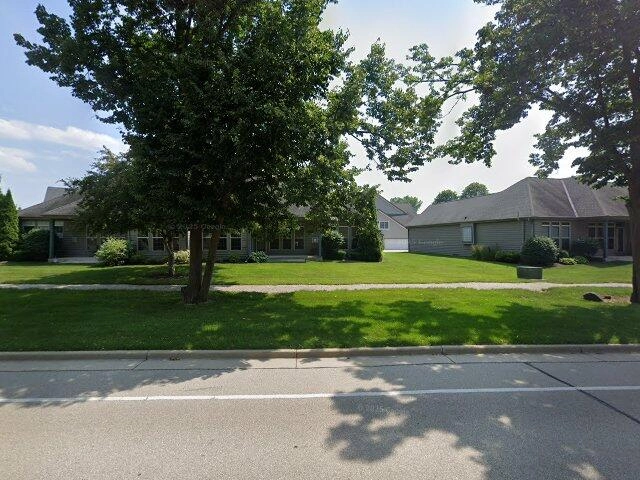 House image located at Pewaukee, WI 53072