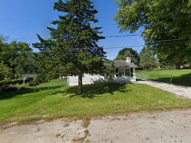 House image located at Freeport, IL 61032