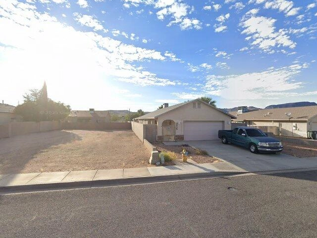 House image located at Kingman, AZ 86409