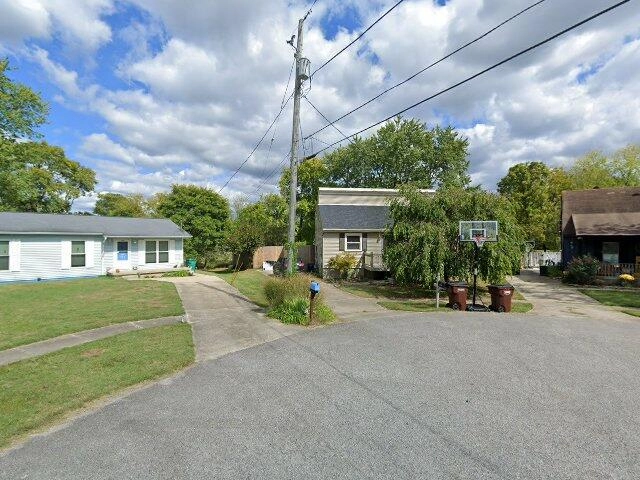 House image located at Louisville, KY 40229