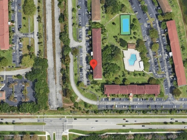 House image located at Hollywood, FL 33027