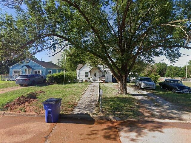 House image located at Guthrie, OK 73044