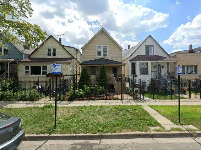 House image located at Chicago, IL 60639