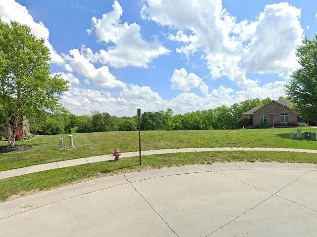 House image located at Saint Robert, MO 65584