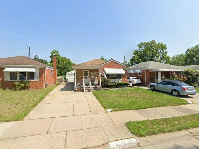 House image located at Eastpointe, MI 48021