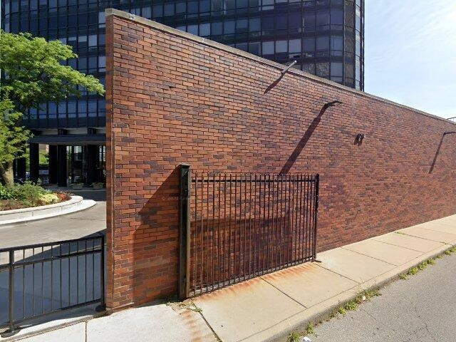 House image located at Chicago, IL 60640