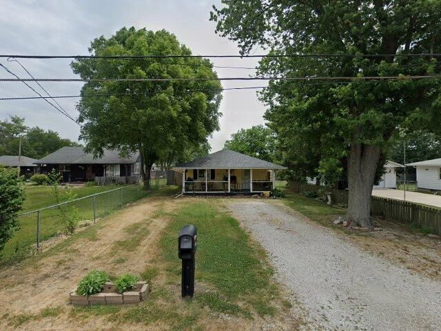 House image located at Peoria, IL 61607