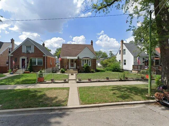 House image located at Chicago, IL 60634