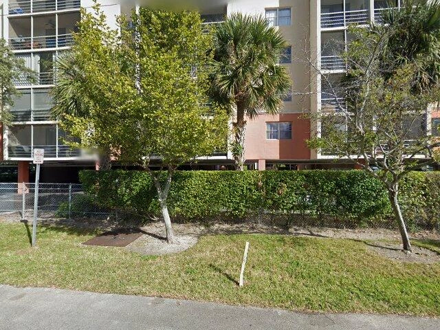 House image located at North Miami Beach, FL 33160