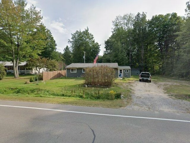 House image located at Houghton Lake, MI 48629