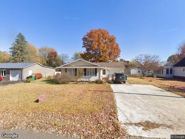 House image located at Galesburg, IL 61401