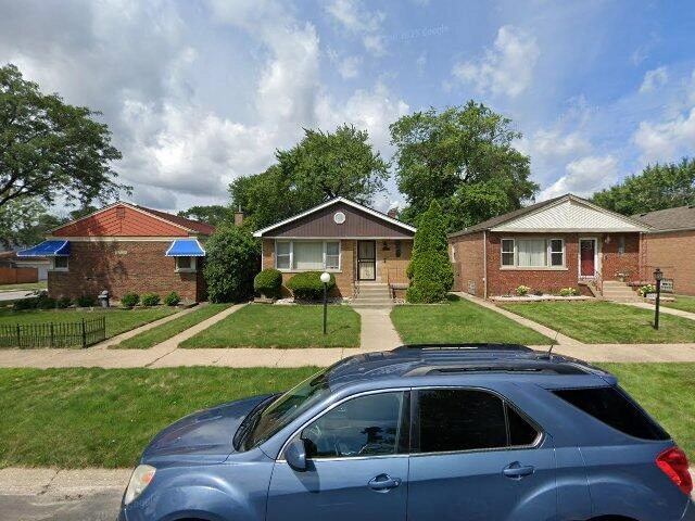 House image located at Chicago, IL 60628