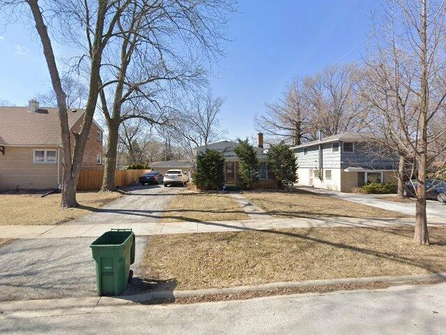 House image located at Burbank, IL 60459