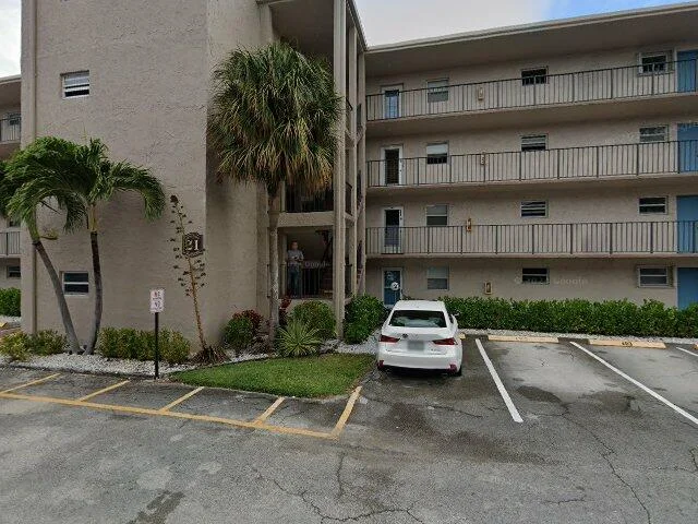 House image located at Lake Worth, FL 33461