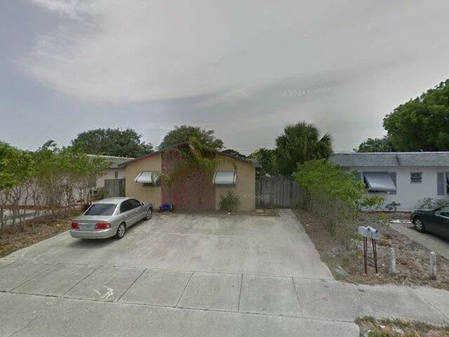House image located at Lake Worth, FL 33462