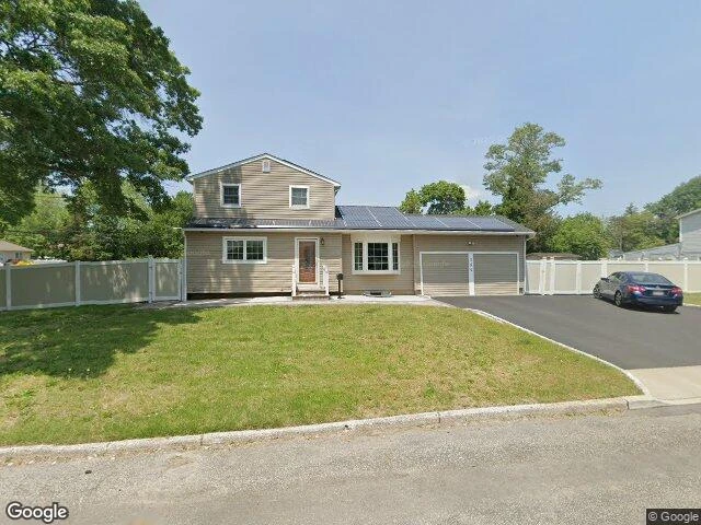 House image located at Bay Shore, NY 11706