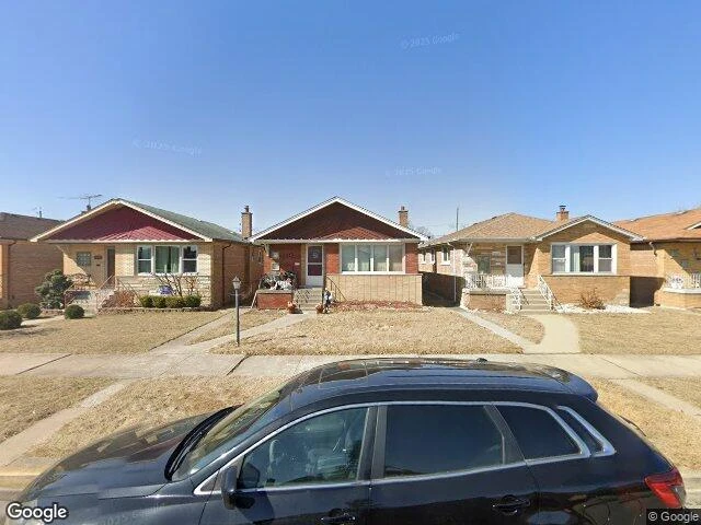 House image located at Chicago, IL 60652