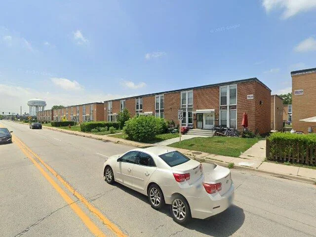 House image located at Des Plaines, IL 60018