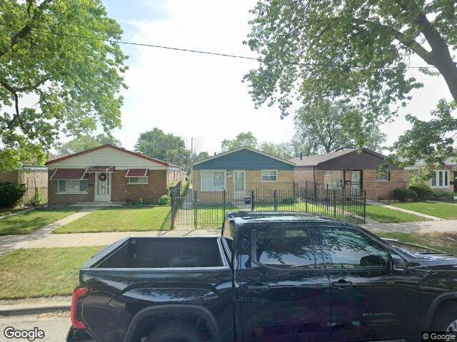 House image located at Chicago, IL 60638