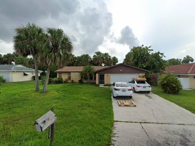 House image located at North Fort Myers, FL 33917